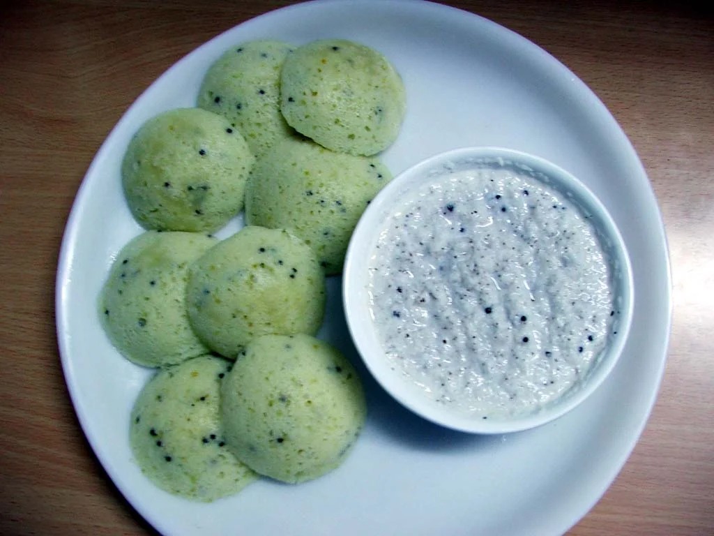 Irresistible coconut chutney paired with fluffy, steamed idlis