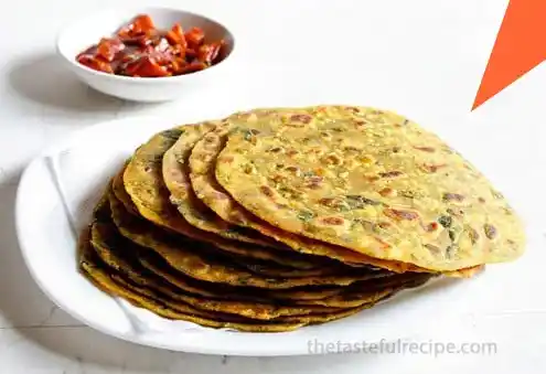 Serving Methi Theplas with yogurt, pickle, and chutney