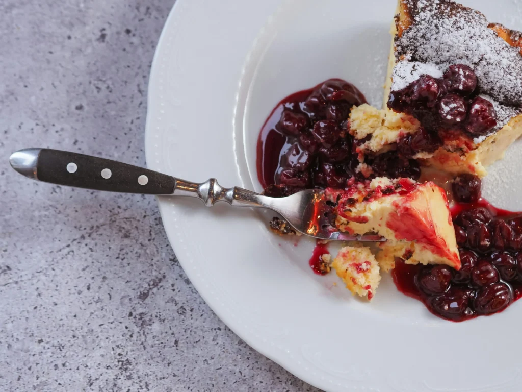 Huckleberry Pie on a Plate